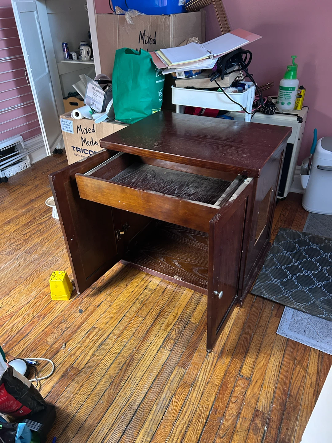 Cat litter enclosure - photo 2