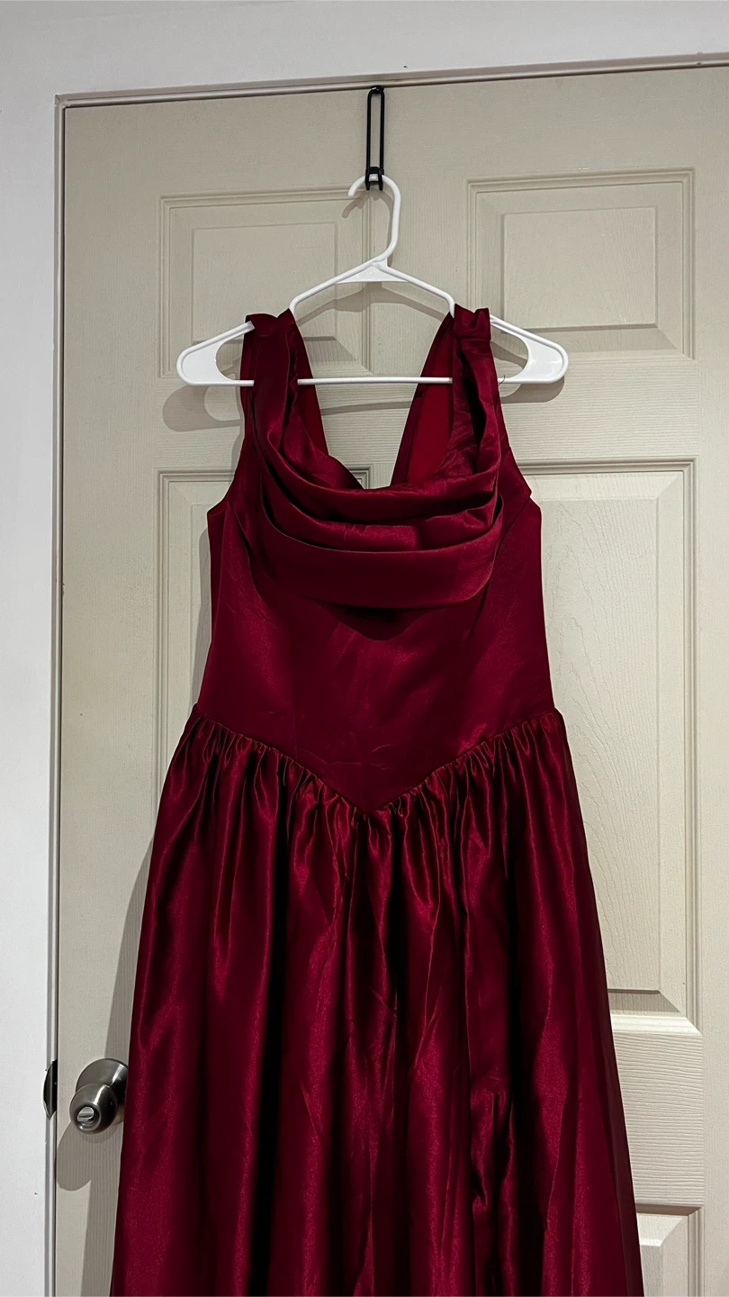 MISSACC Burgundy Evening Gown - photo 3