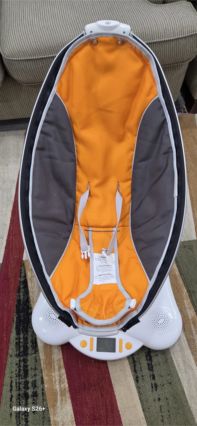 4Moms MamaRoo baby infant swing