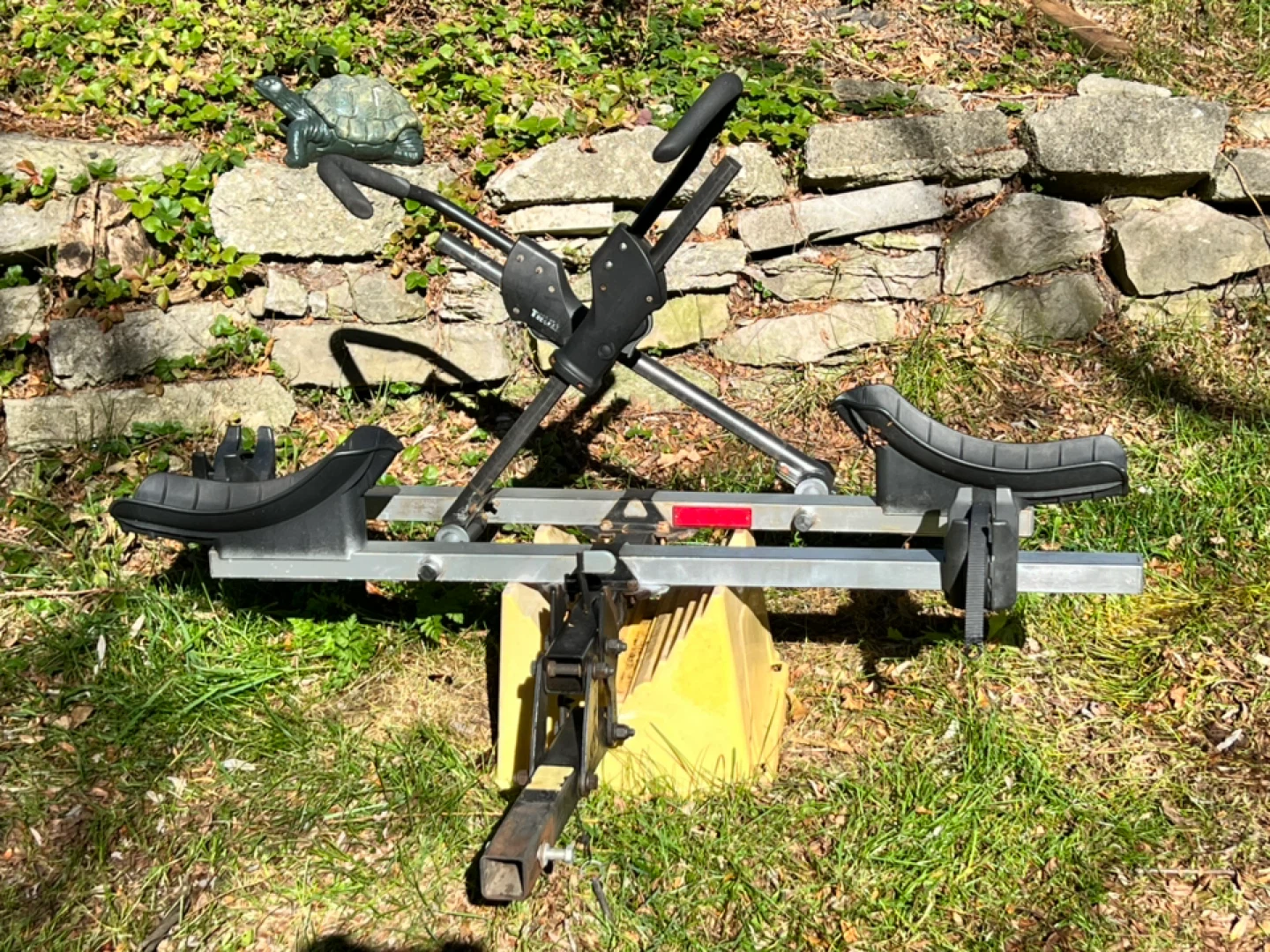 Thule 2-Bike Hitch Rack and 2-Bike rack add on