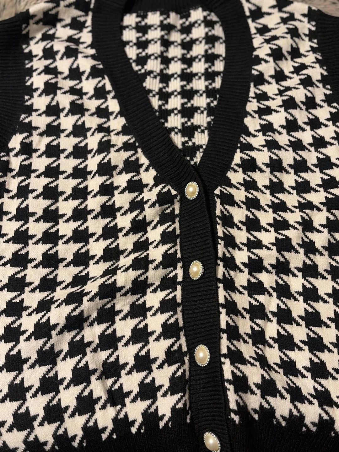Black and White Houndstooth Knit Cardigan Vest