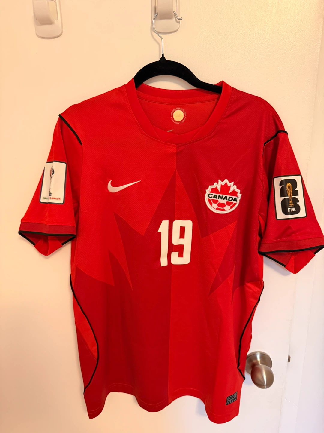 Nike Canada Soccer Jersey Alphonso Davies Size M