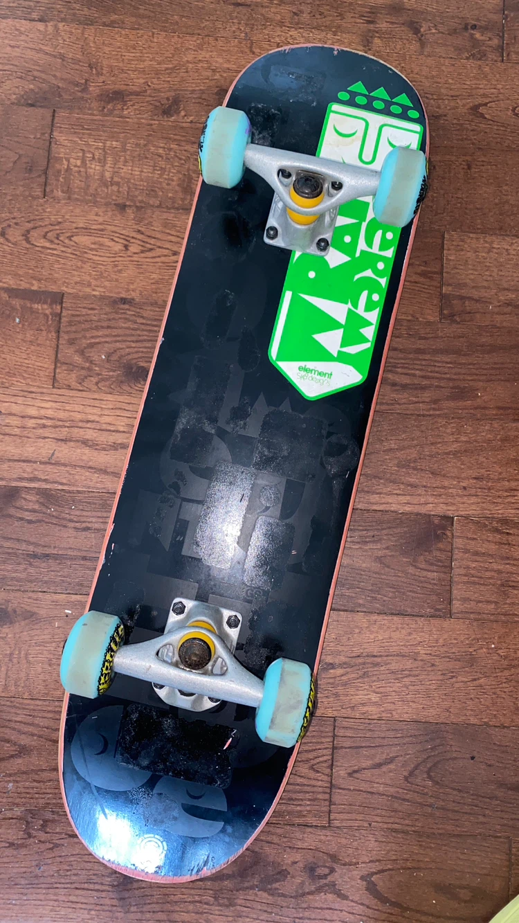 USED 3 skateboard decks & 1 Complete skateboard - photo 2