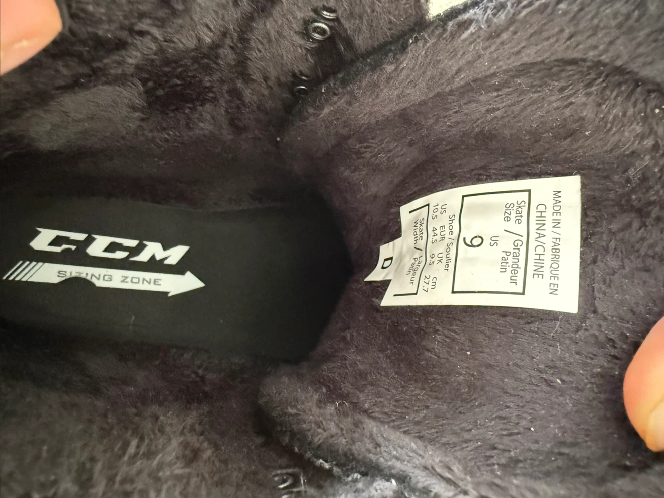 CCM RW300 Ice Skates Size 9 - photo 2