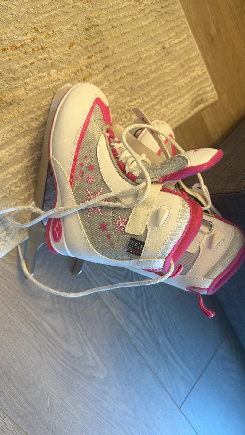 Vic Hockey Kids Ice Skates Size J2 - photo 5