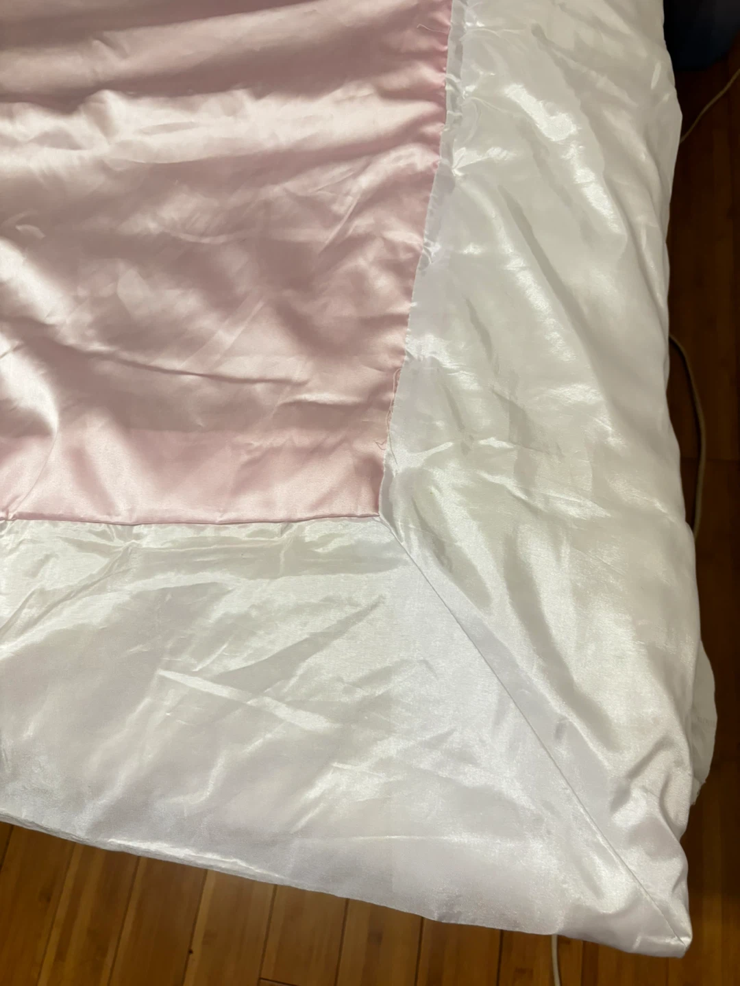 Pink and White Decorative Bed Cover - photo 2