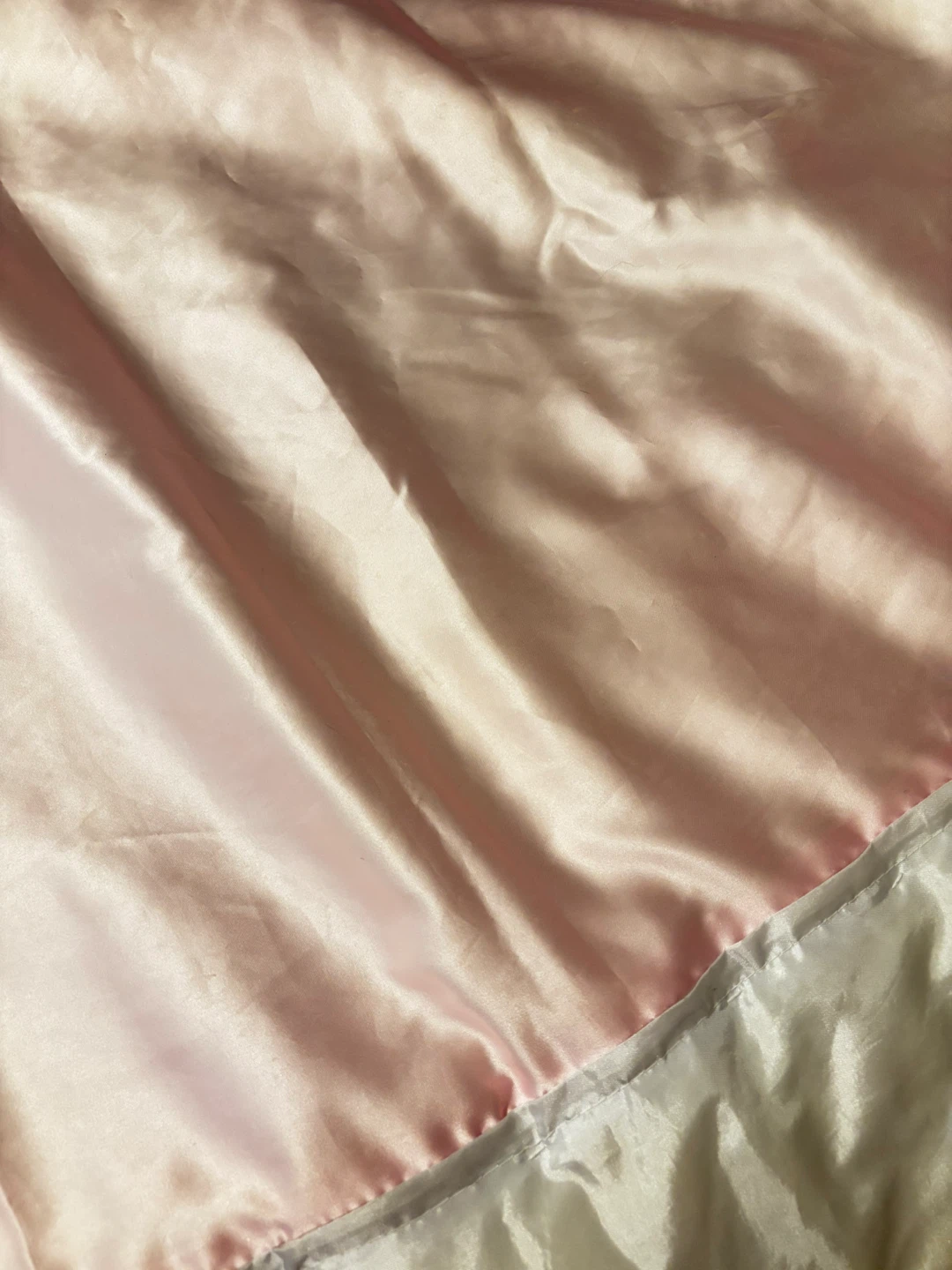 Pink and White Decorative Bed Cover - photo 5