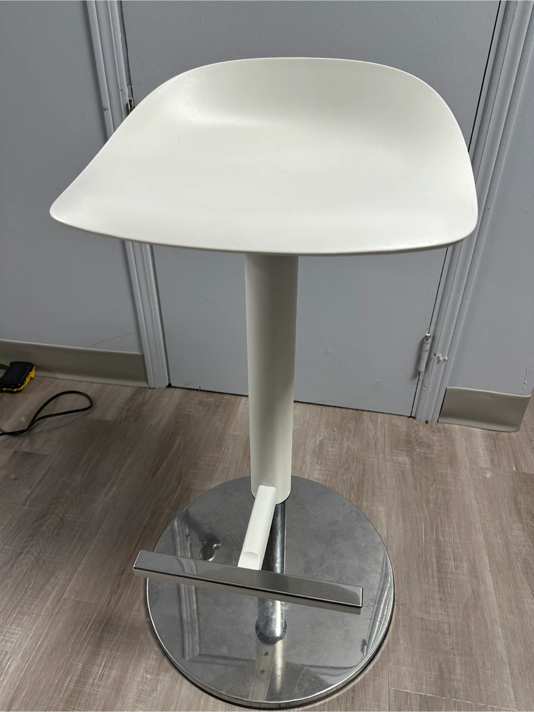 IKEA JANINGE Bar Stool - White - photo 2