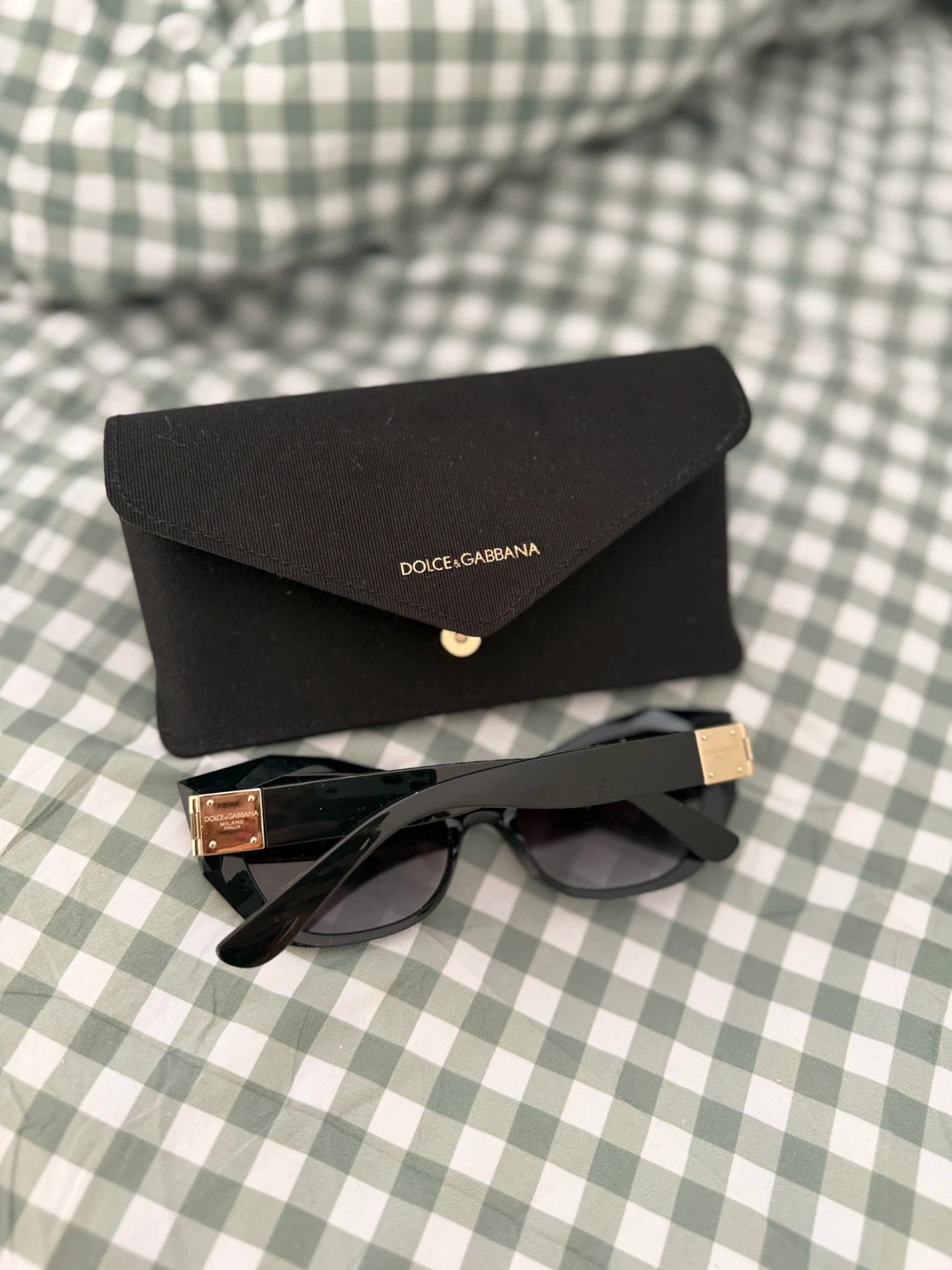Dolce & Gabbana Sunglasses with Case - photo 2