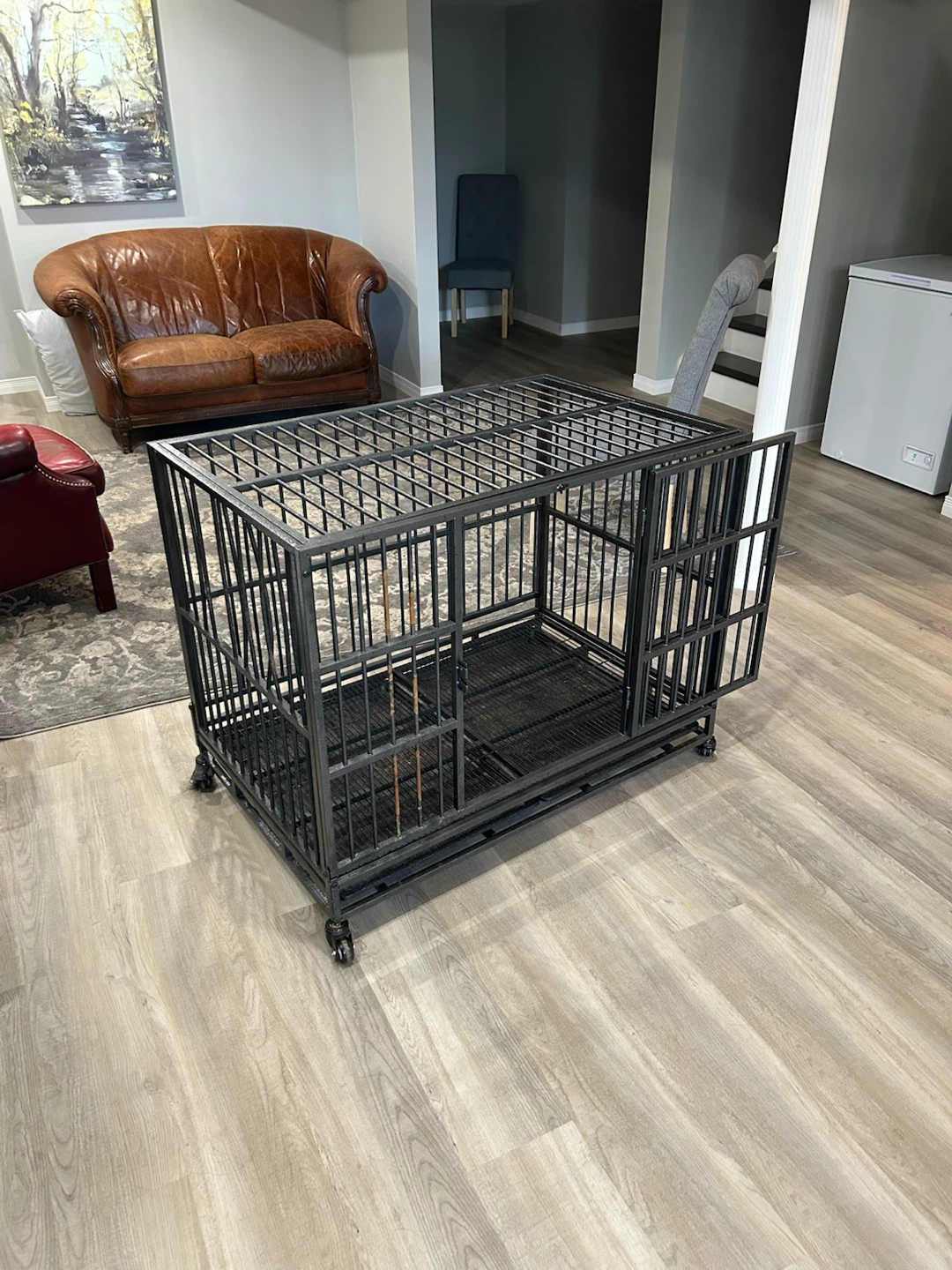 Heavy-Duty Metal Dog Crate - photo 2