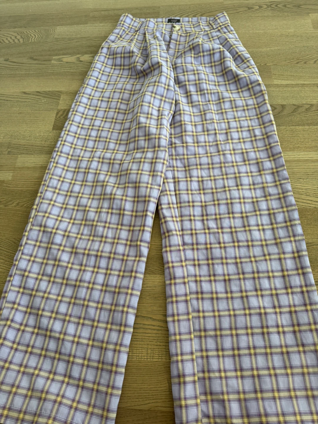 Designer’s liac Monki Plaid Trousers