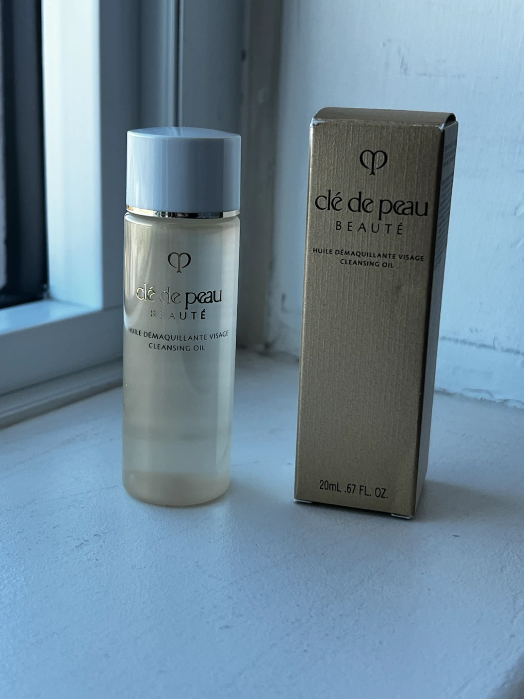 Clé de Peau Beauté Cleansing Oil 20ml - photo 2