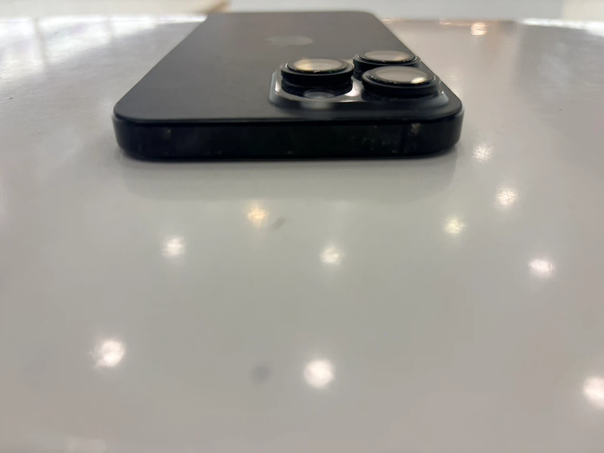 Apple iPhone 15 Pro Max - photo 5