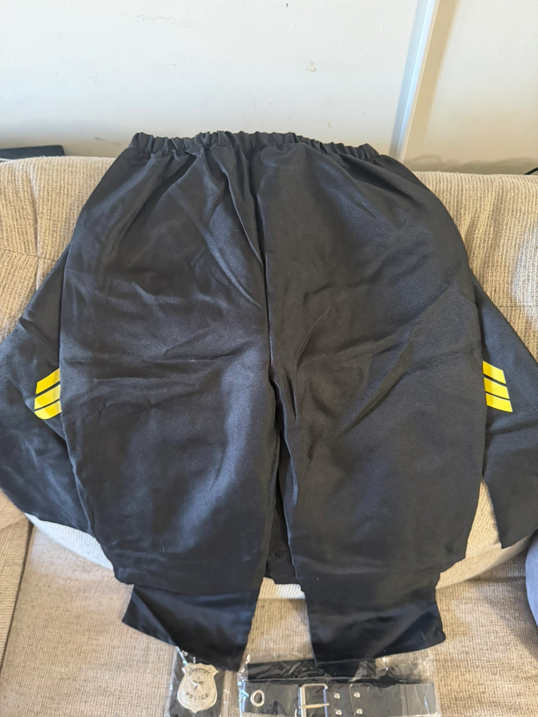 NEW Kids Police Officer Costume Set Medium(It didn't fit my son) - photo 4