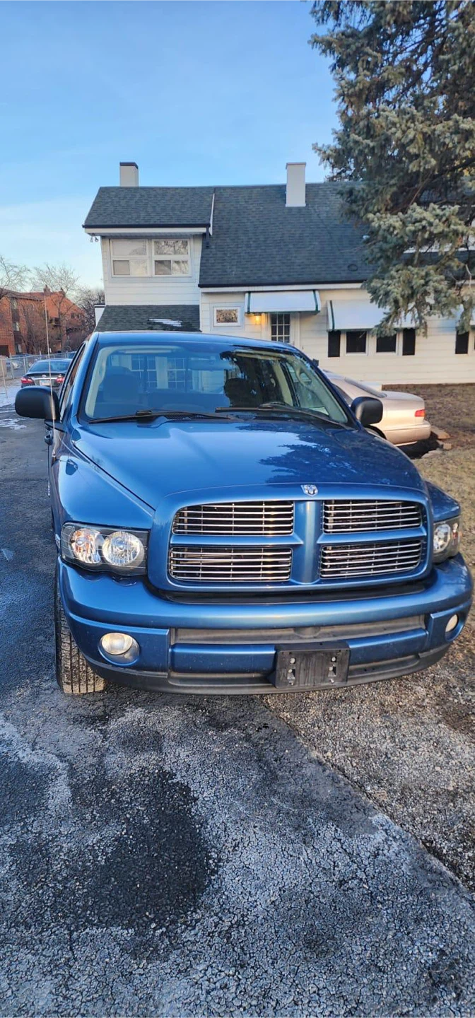 Dodge Ram 1500 SLT 4x4 Truck