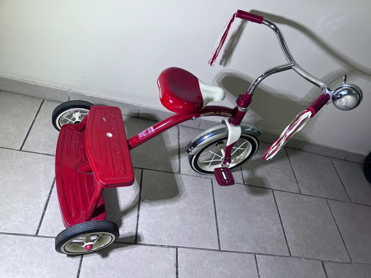 Radio Flyer Red Tricycle classic for collectors - photo 5