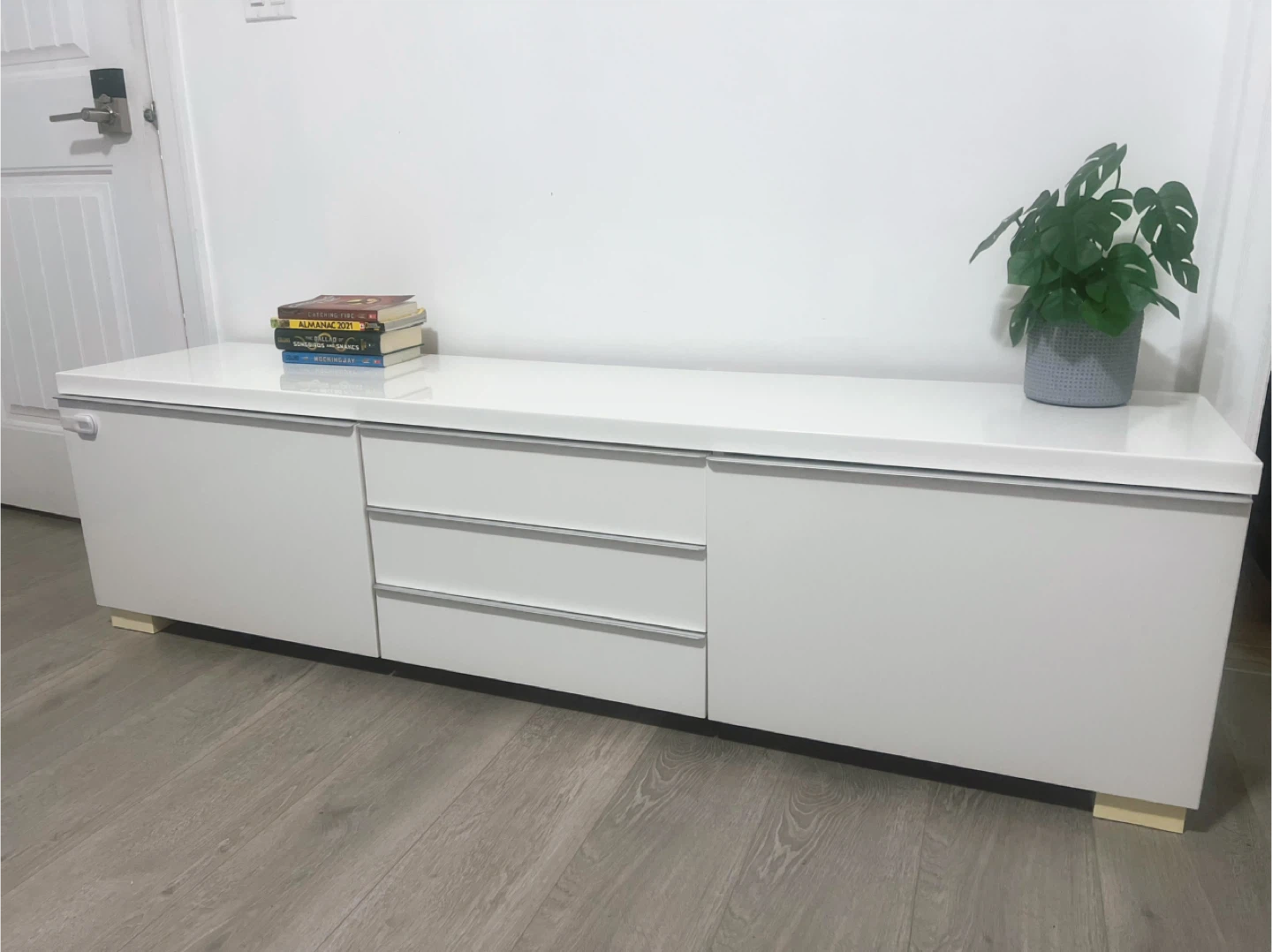 Delivery Available,IKEA Glossy Piano Finish TV Stand