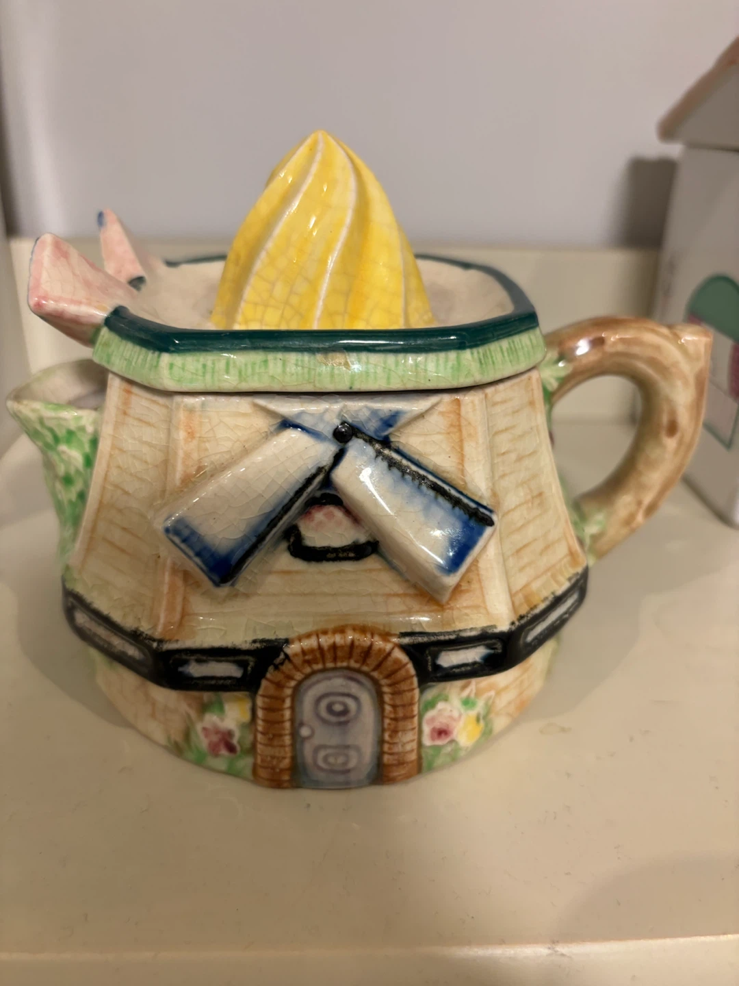 Japanese Marutomo Ware Windmill Ceramic Juicer