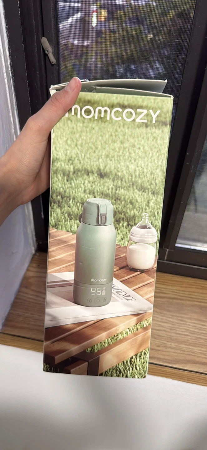 New Momcozy Portable Water and Milk Warmer MW05
