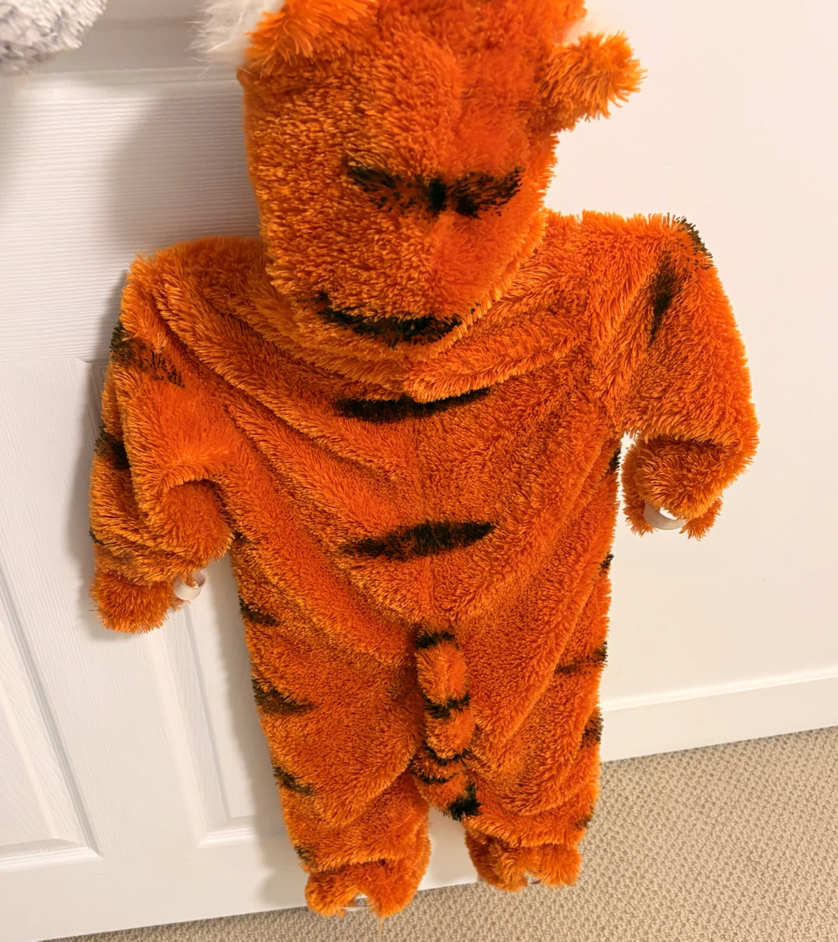 Tiger plush costume- Size 2T - photo 2
