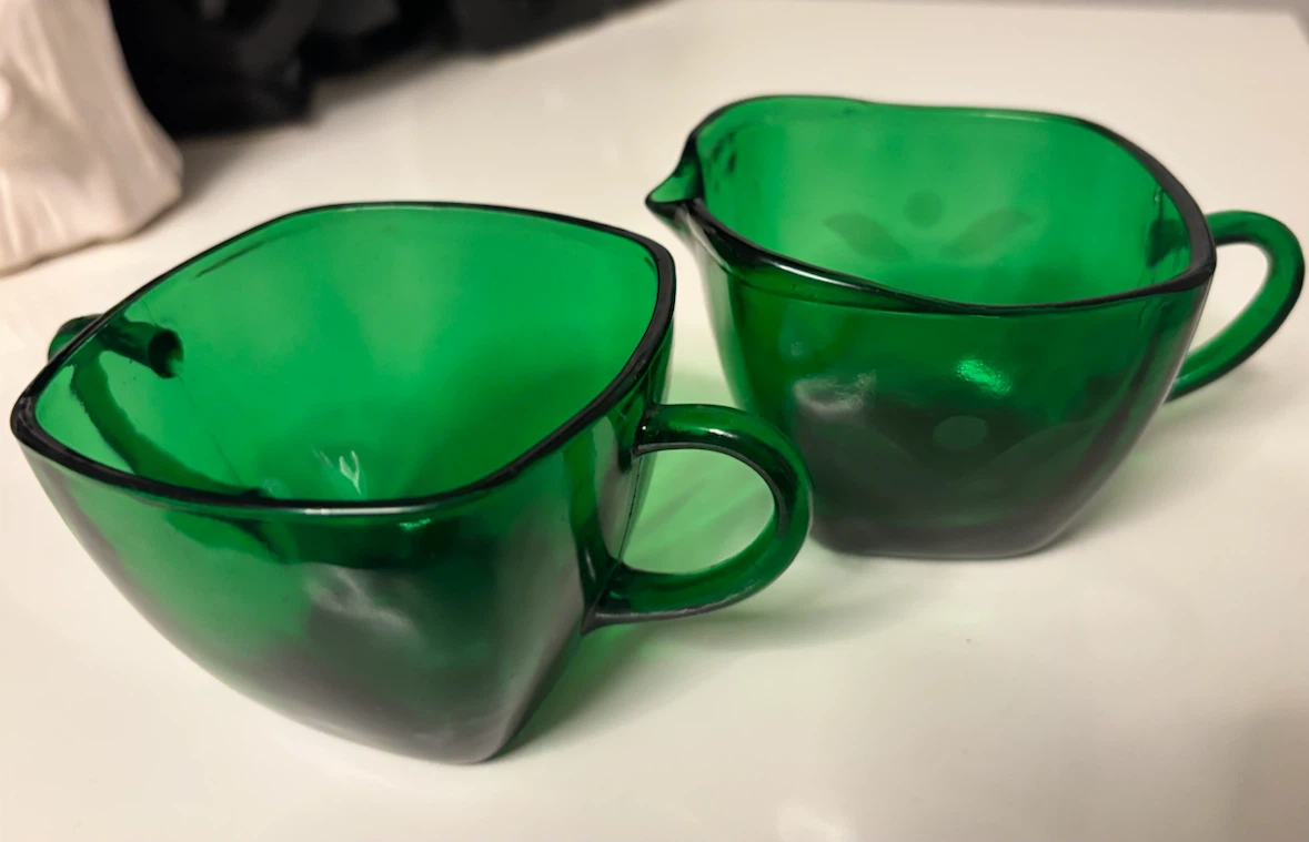 Vintage depression glass green sugar and cream set