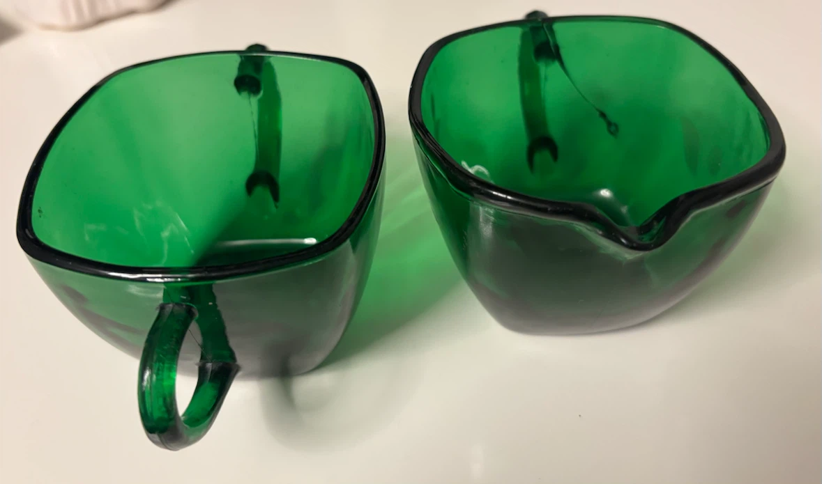 Vintage depression glass green sugar and cream set - photo 3
