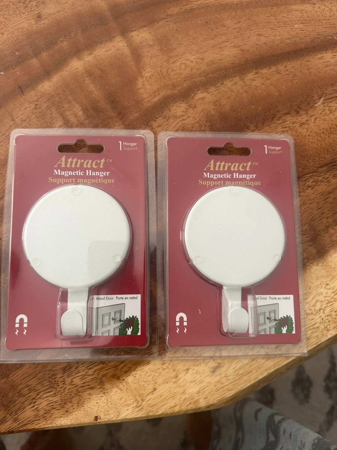 Haute Decor Attract Magnetic Hangers, Set of 5