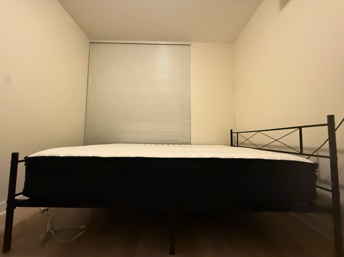 Queen Bed OBO❗️ - photo 3