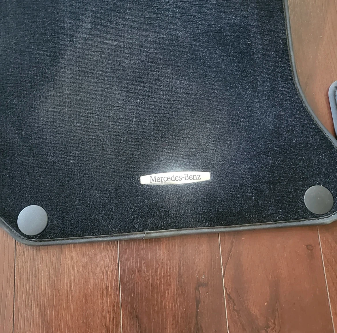 Set of 4 Mercedes-Benz Black Floor Mats - photo 2
