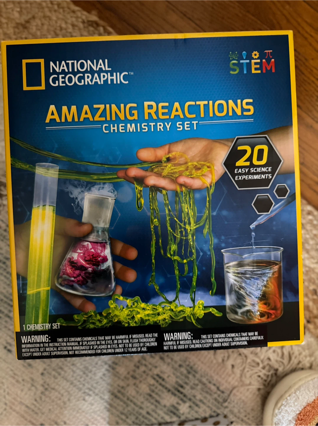 National Geographic Amazing Reactions Chemistry Set