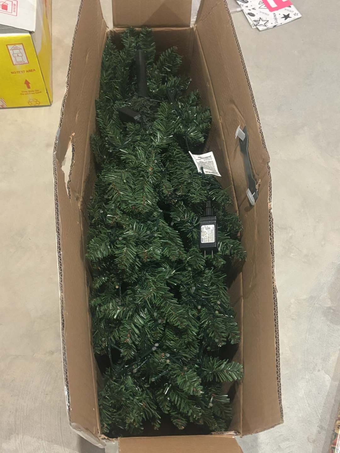 6.5' Prelit Slim Christmas Tree - photo 3
