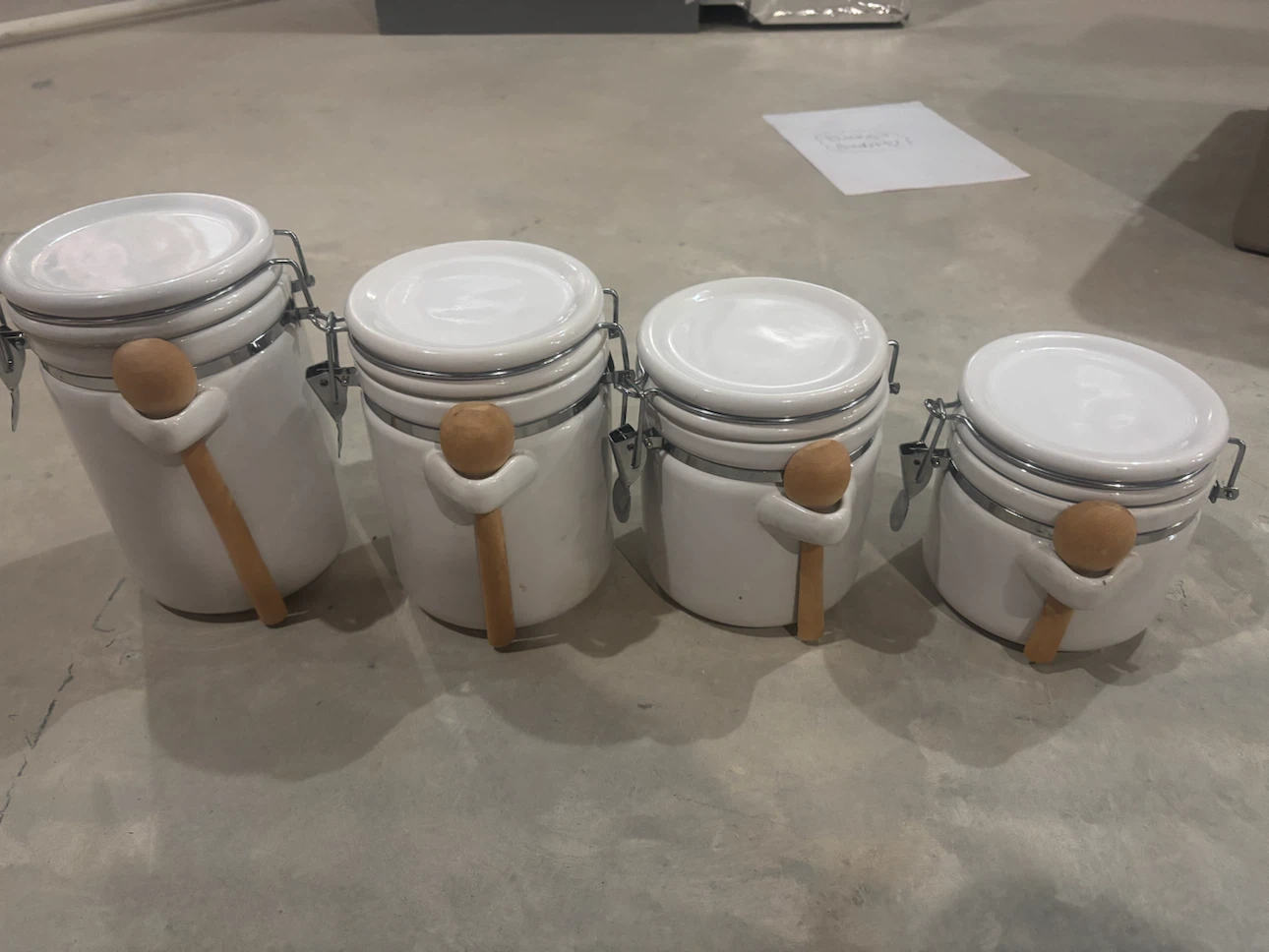 Set of 4 White Ceramic Canisters with Wooden Spoons - photo 2