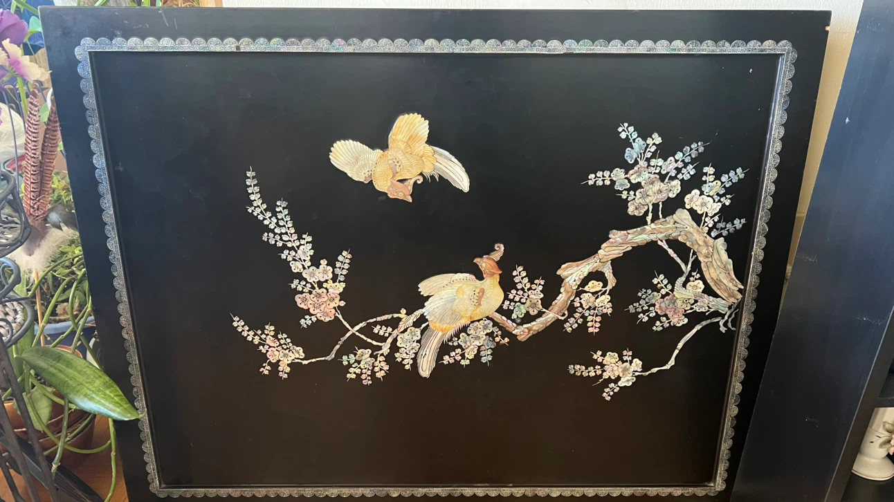 Stunning Vintage 3D Mother of Pearl Black Lacquer Wall Panel