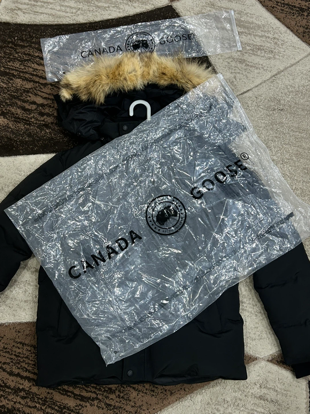 Canada Goose Wyndham Parka Black Label - photo 4