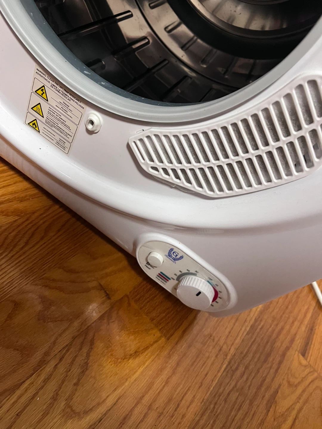 Portable Clothes Dryer Model GYJ60-88F1 - photo 3