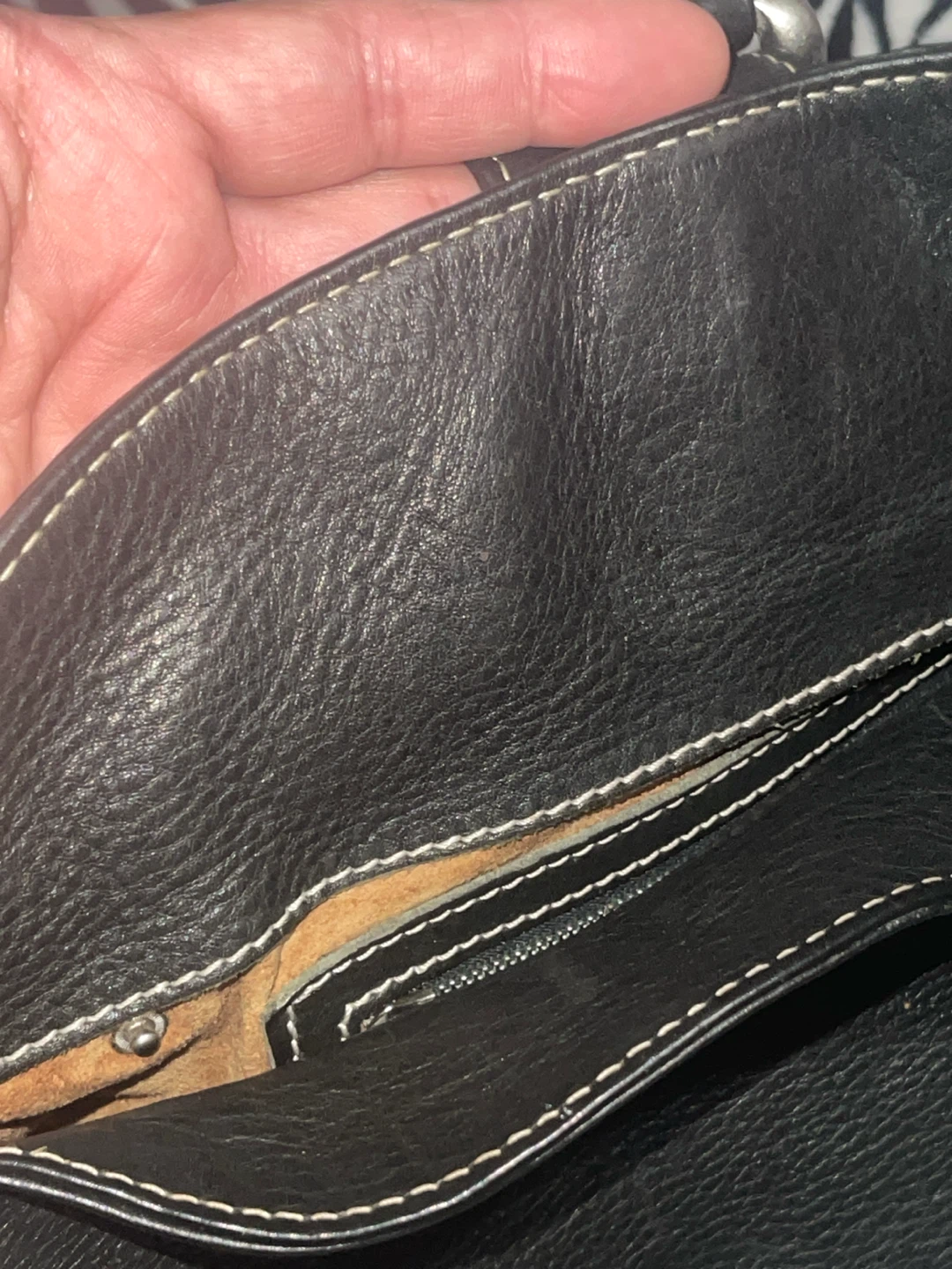 Christopher Kon Black Leather Shoulder Bag - photo 4