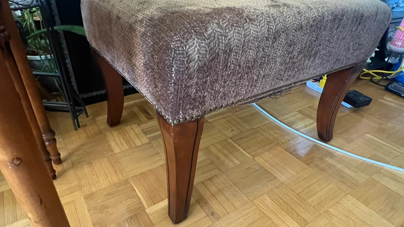 The Bombay Company Vintage Upholstered Ottoman / Footstool - photo 4