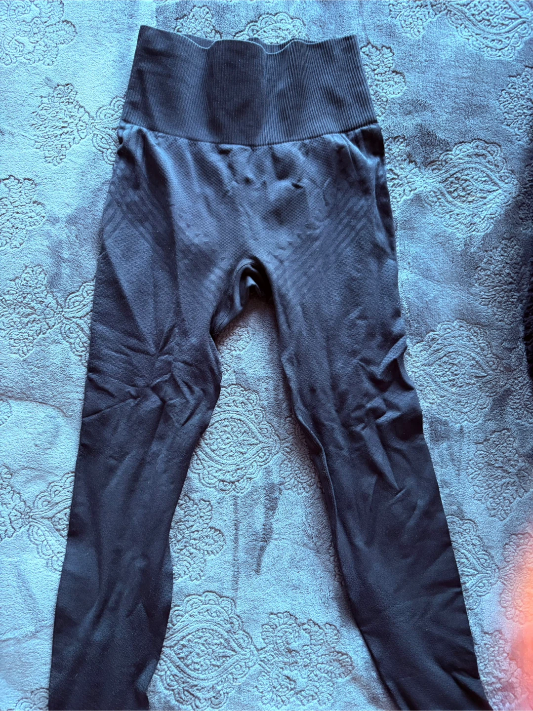 New IONIX LABS sculpting Black compression leggings  - Size S