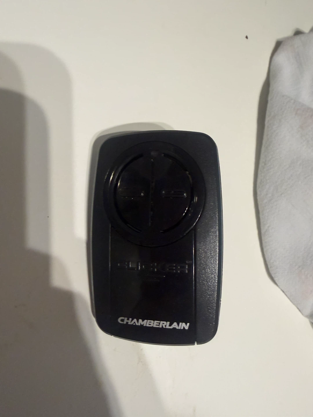 Chamberlain Clicker Garage Door Remote KLIK3C - photo 2