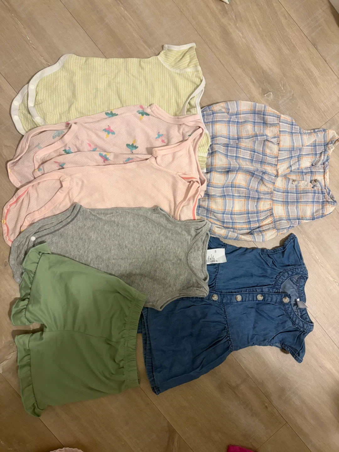 12-18months baby girl clothes all $10 - photo 4
