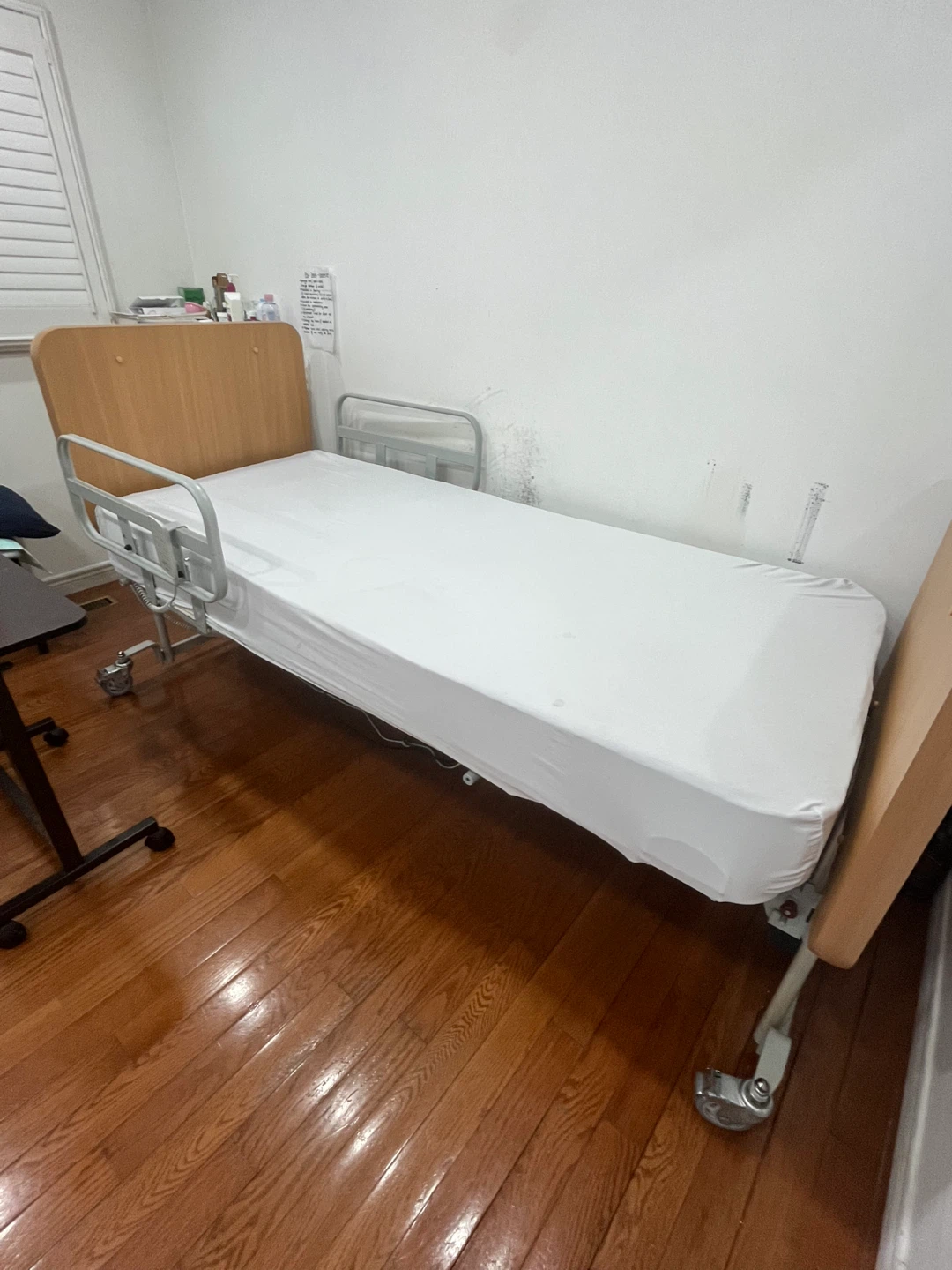 Adjustable Electric Home Care Hospital Bed - photo 4