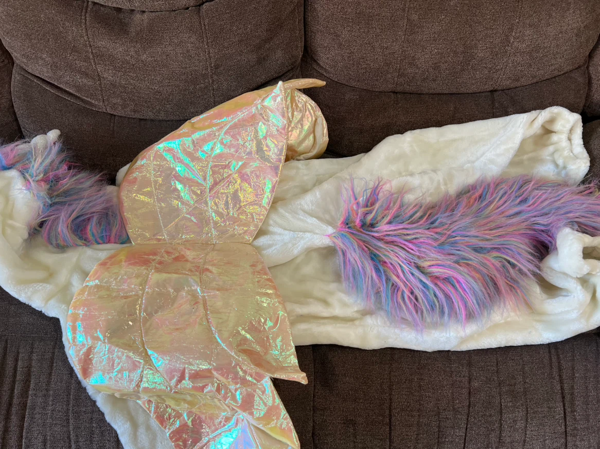 Child's Unicorn Costume Size 5-6 - photo 2