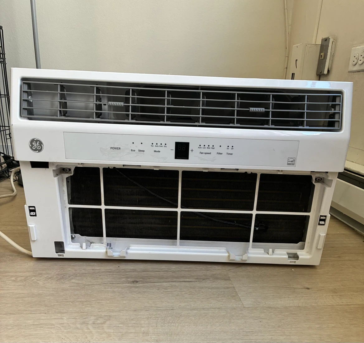 GE 8,200 BTU Through-the-Wall Air Conditioner- 115V - photo 2