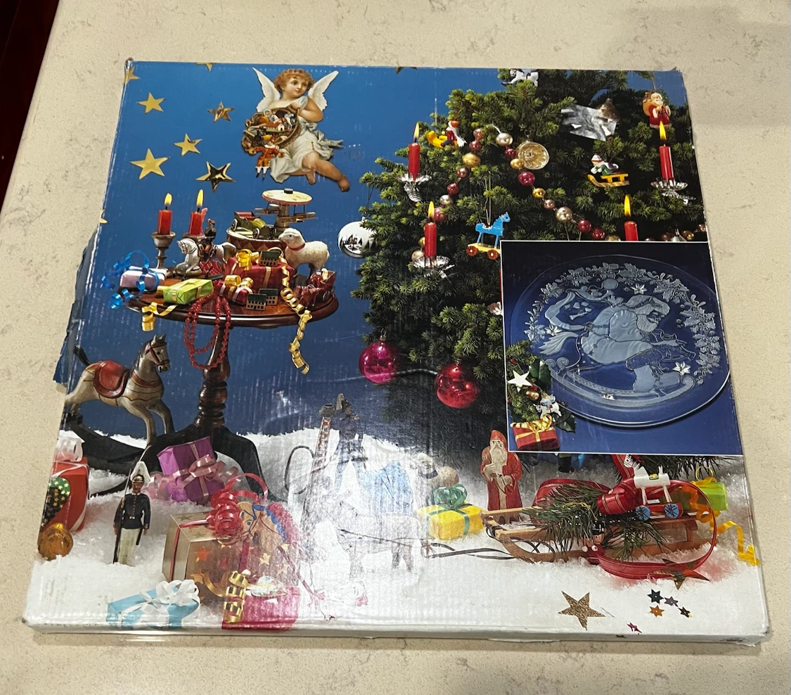 Vintage Mikasa Winterland Christmas Plate - photo 4