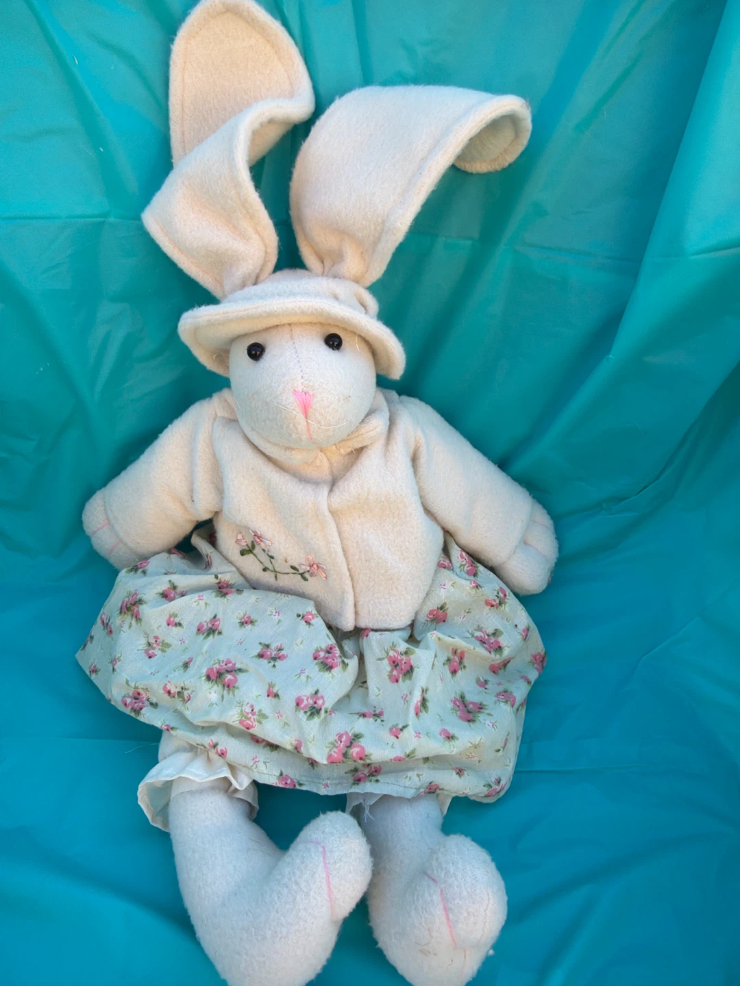Assorted Easter Plush Toys and Felt Baskets - photo 2