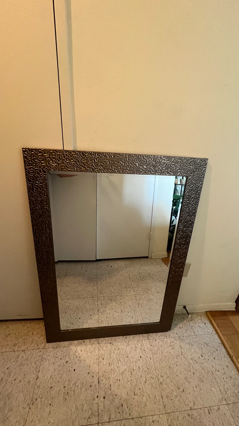 AUTHENTIC Eichholtz "Risto" Luxury Designer Mirror (42” x 30”) - photo 4