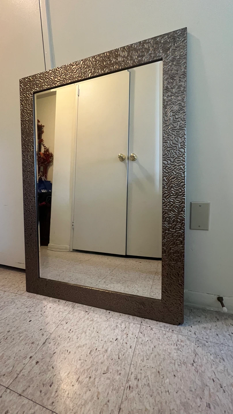 AUTHENTIC Eichholtz "Risto" Luxury Designer Mirror (42” x 30”) - photo 5