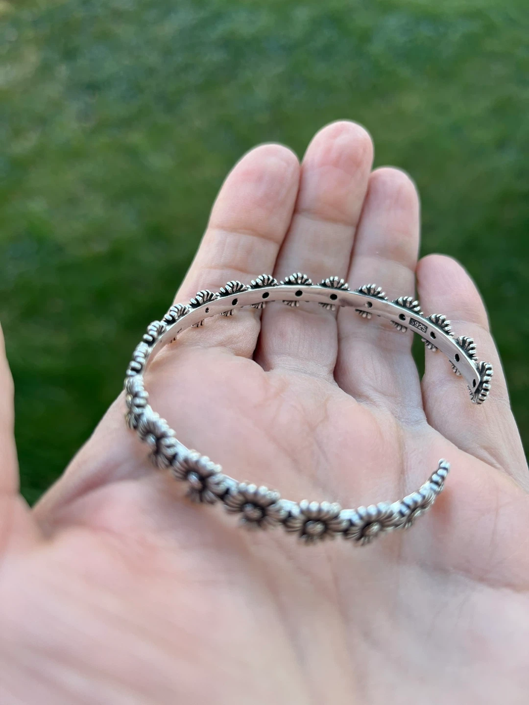 S925 Stamped Daisy Cuff Bracelet