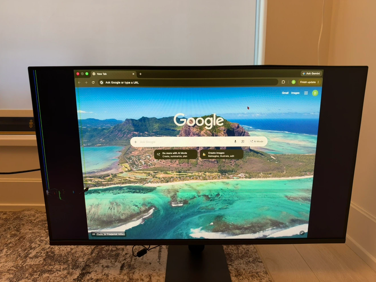 Damaged Computer Monitor - 32 Inch - photo 4
