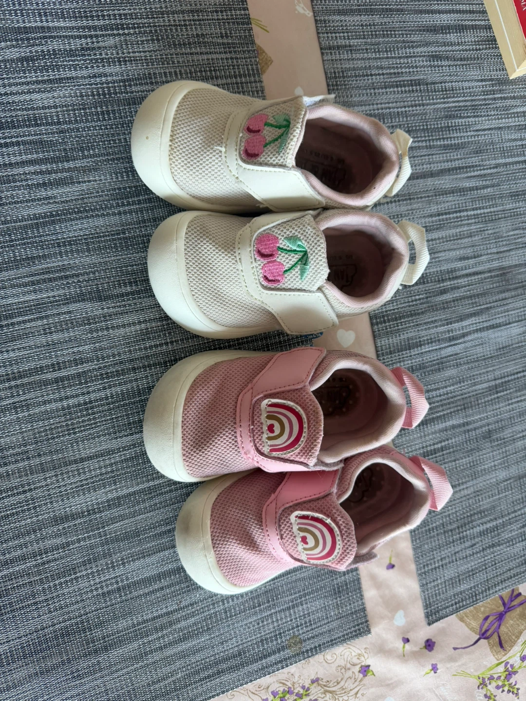 2 for $8 ‼️Jan & Jul Toddler Shoes Size 6